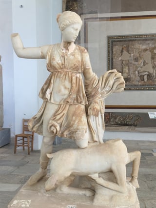 Diana.jpg Diana.jpg